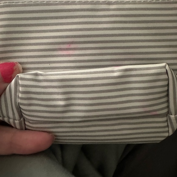Thirty-One Gray Cosmetic Bag with Classic Stripes - Picture 5 of 5